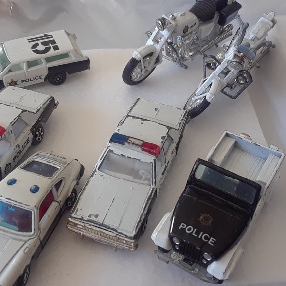 Antique Mini Police Car collection - 13 pcs - Picture 7 of 8